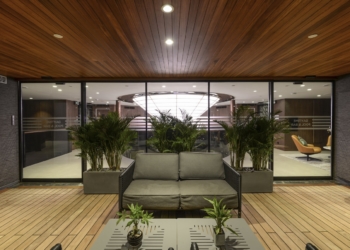 cruise pool deck design